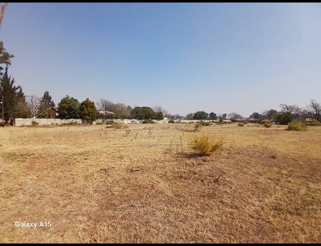 19,757M² VACANT LAND FOR SALE IN RIVERSDALE